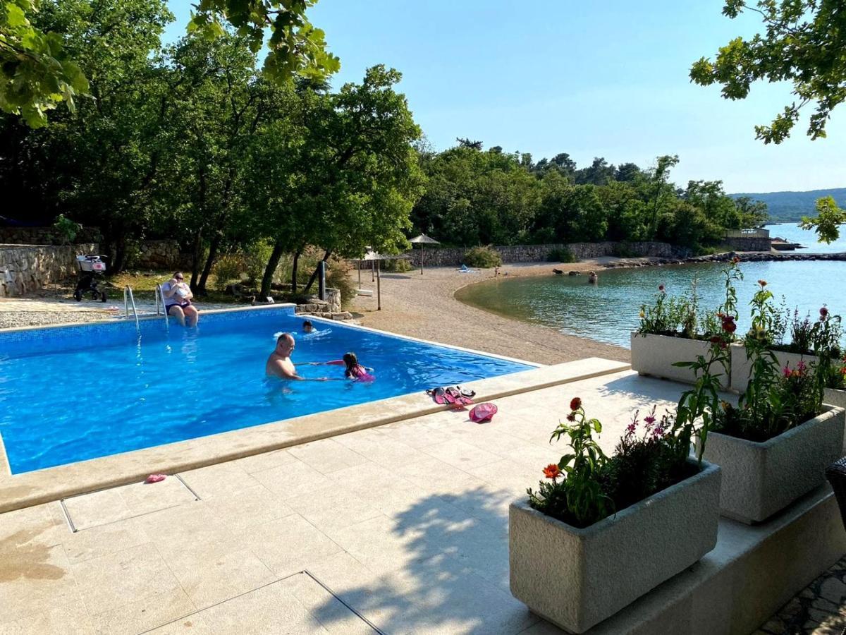 Krk Mobile Homes Klimno Ngoại thất bức ảnh