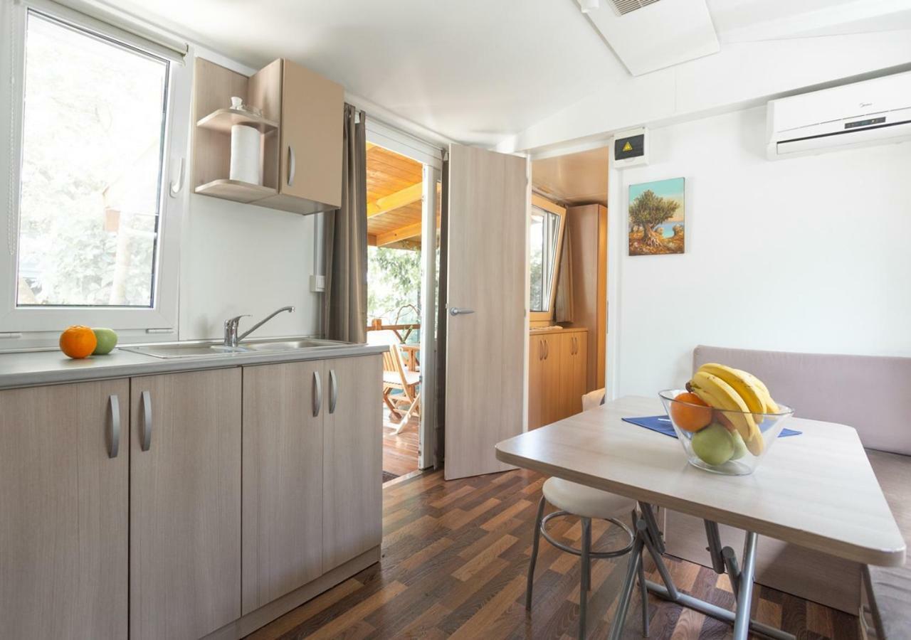 Krk Mobile Homes Klimno Ngoại thất bức ảnh