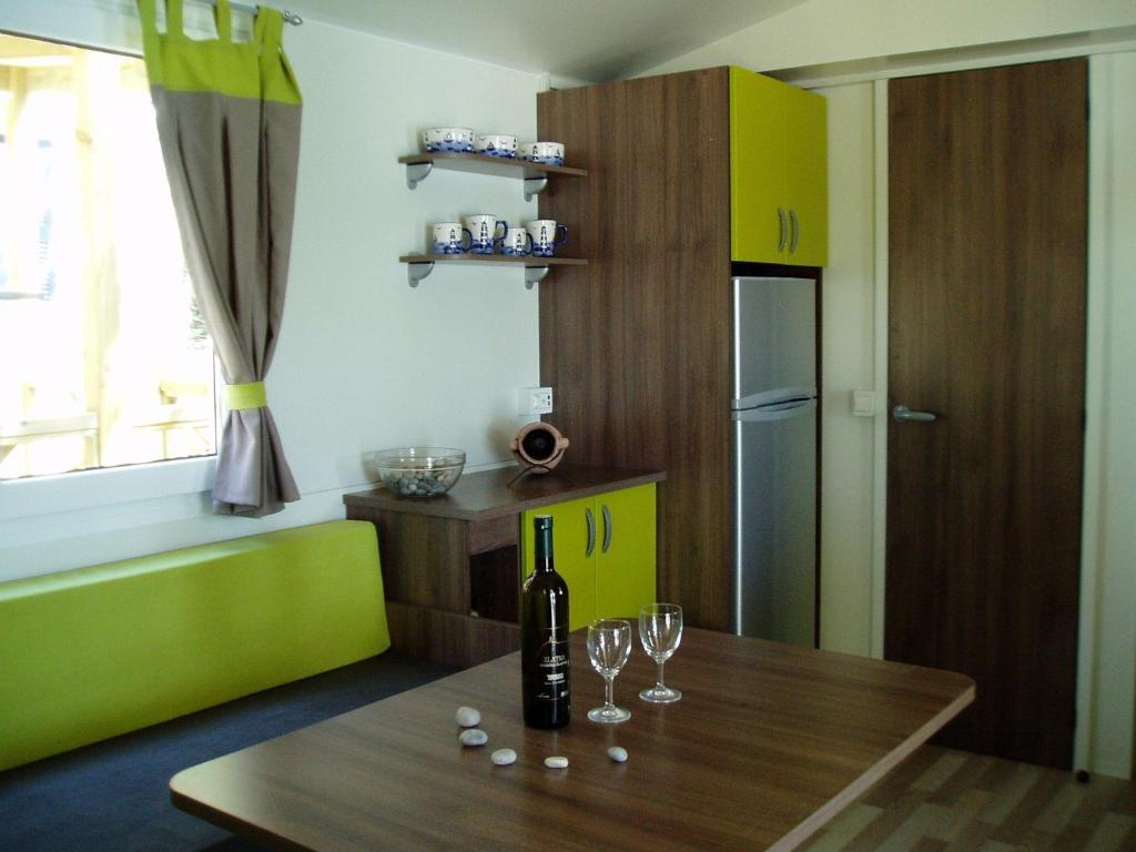 Krk Mobile Homes Klimno Ngoại thất bức ảnh